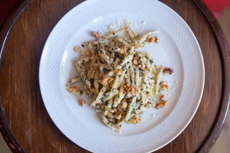 Savona: Cooking Class at a Locals Home