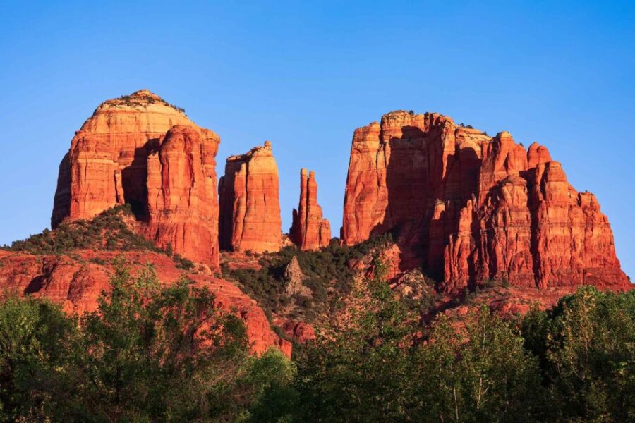 Sedona: Open-Air Van Tour With a Local Guide and 6 Stops