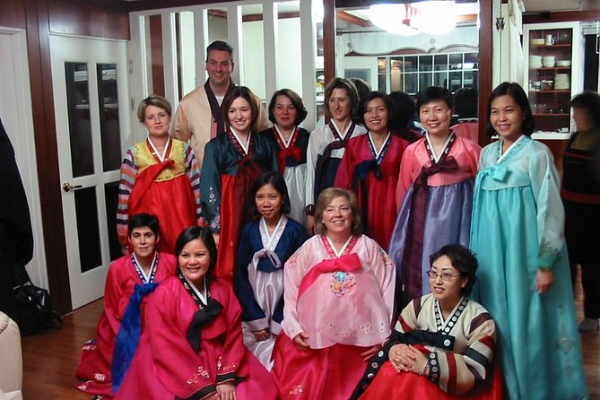 Seoul Cultural Tour - Kimchi Making, Gyeongbok Palace With Hanbok