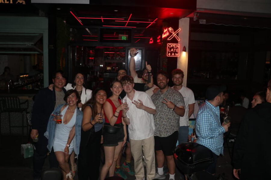 Shanghai: 4-Hour Pub Crawl (Bars & Nightclub Hopping)