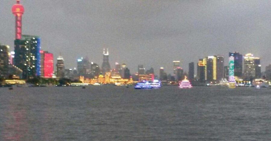 Shanghai: a 12H Sightseeing Passing Through 5 Must-See Spots