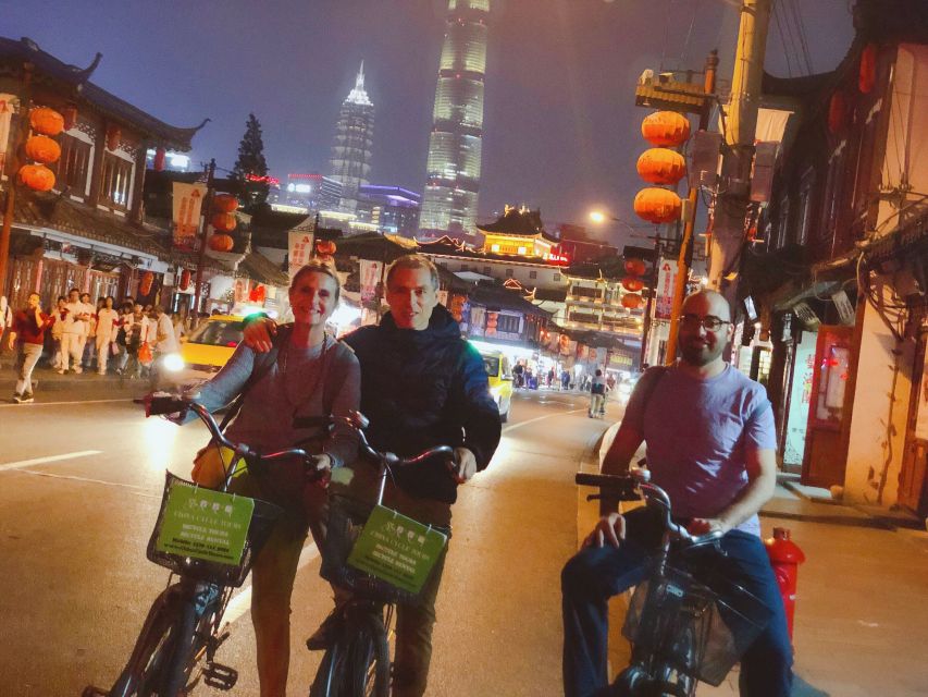 Shanghai Charming Night Small Group Bike Tour