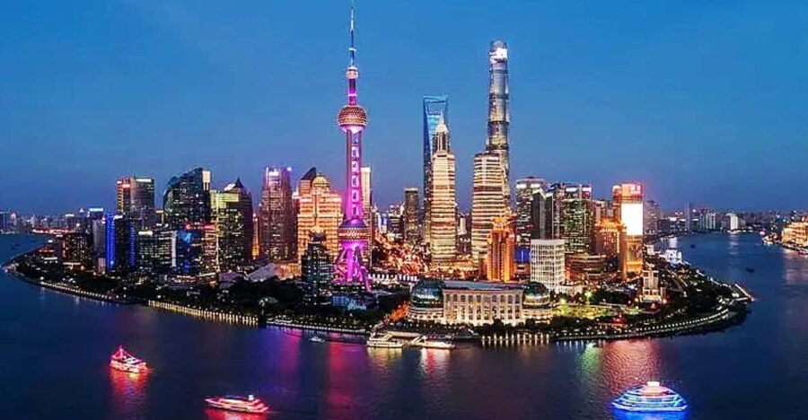 Shanghai Night River Cruise VIP Seat With Authentic Dinner