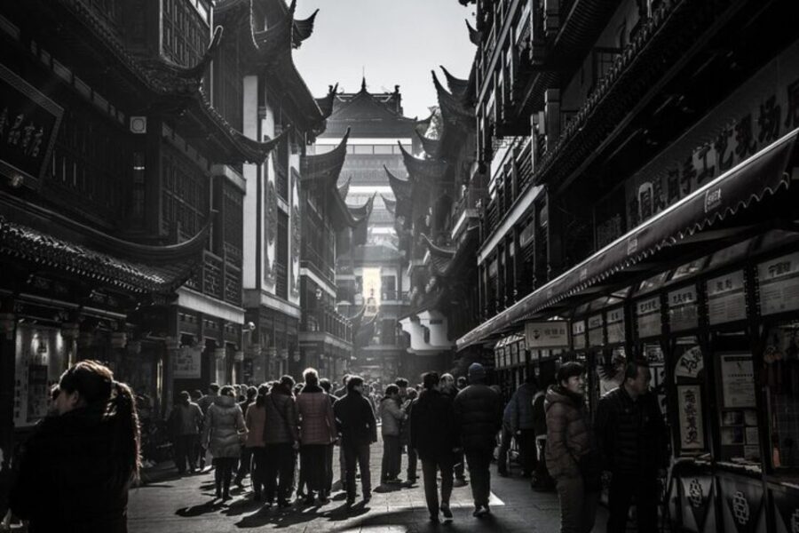 Shanghai: Private Custom Tour With a Local Guide