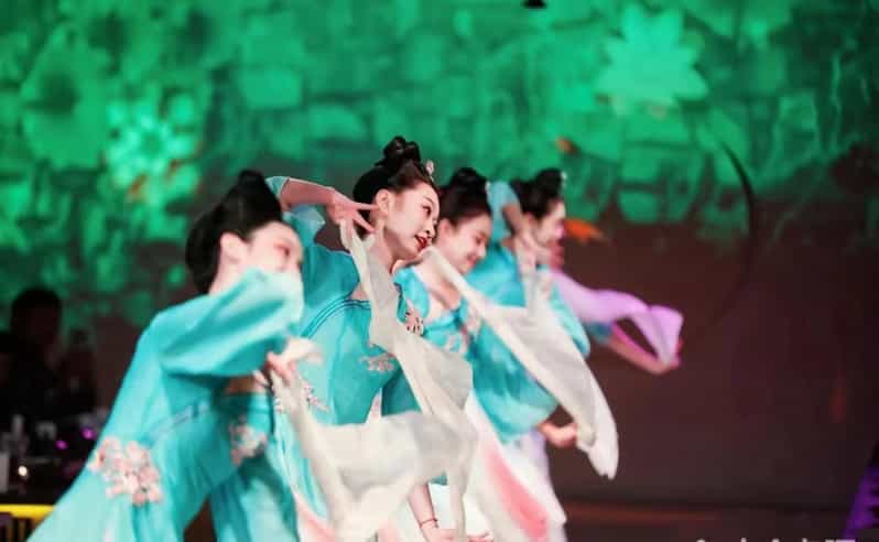 Shanghai: Royal Banquet With Chinese Cultural Performance