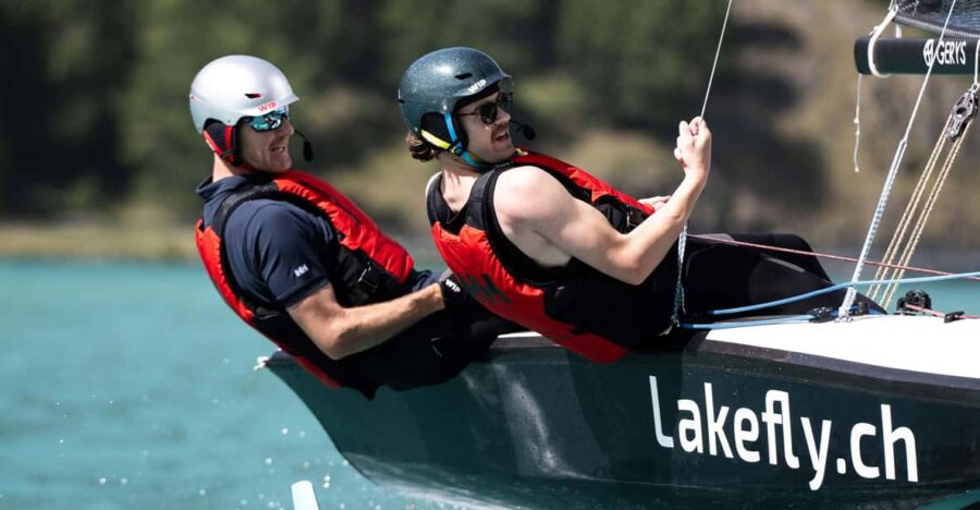 Share a Foiling Experience for Two Persons