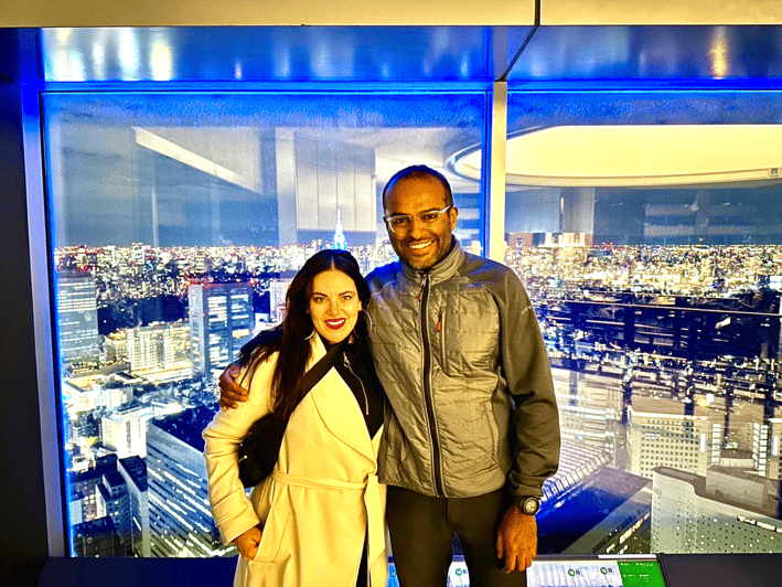 Shinjuku Private Tour: Eat & Drink & Experience Everything