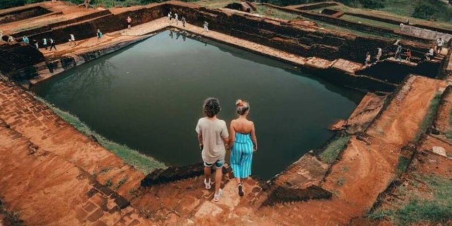Sigiriya Rock& Cave Temple Discovery:All-Inclusive Adventure