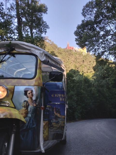 Sintra: Amazing Adventure on Board of a Tuk Tuk