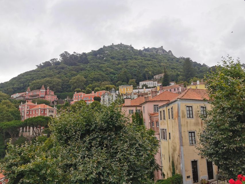 Sintra Cascais Wth Pena Palace & Moorish Castle Private Tour