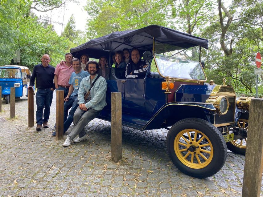 Sintra: Charming Tour in a Classic Tuk