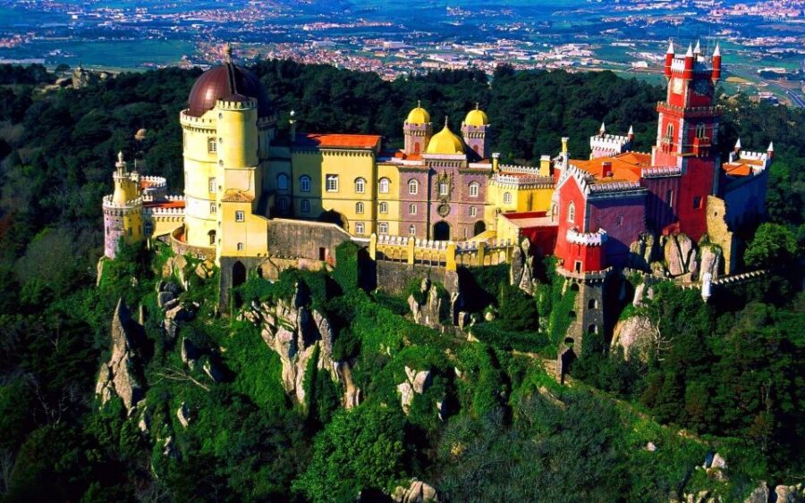 Sintra: -Sintra Sightseeing Tour With Tuk Tuk (1hr)