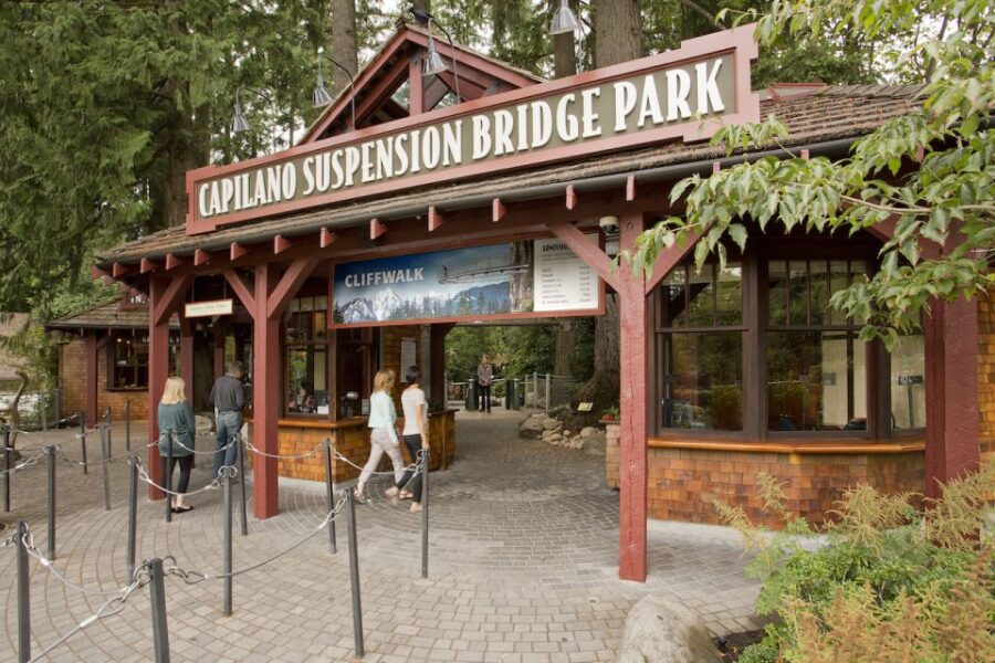 Small Group Tour of Capilano Bridge & Grouse Mountain