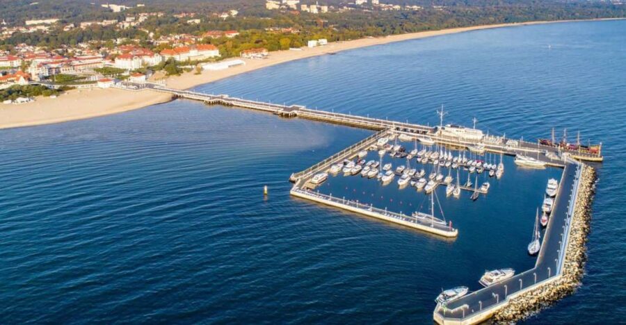 Sopot: Sunset Yachting Experience