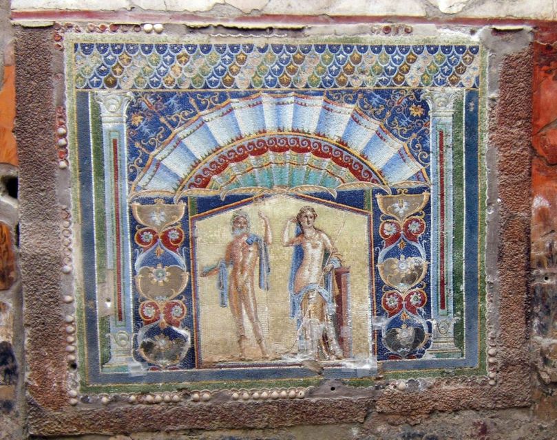 Sorrento: Pompeii & Herculaneum Day Trip Entry and Lunch