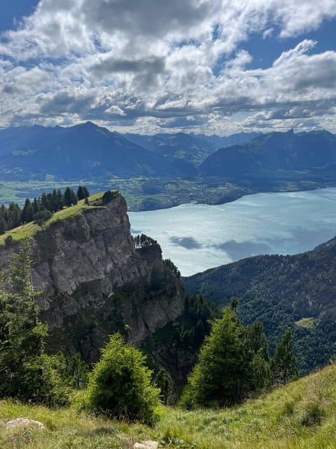 Spectacular Ridge Hike Over Interlaken - Activity Overview