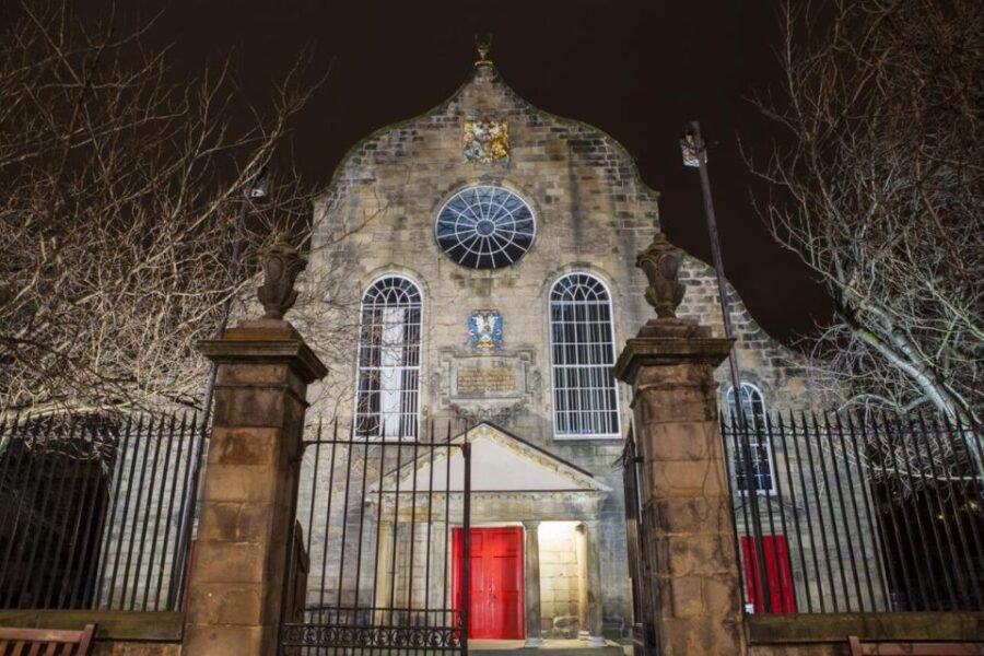 Spectral Encounters: Edinburgh’s Ghostly Trail