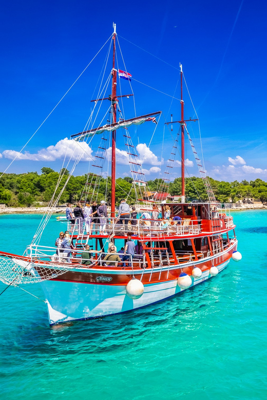 Split: All-Inclusive 3 Islands and Blue Lagoon Cruise