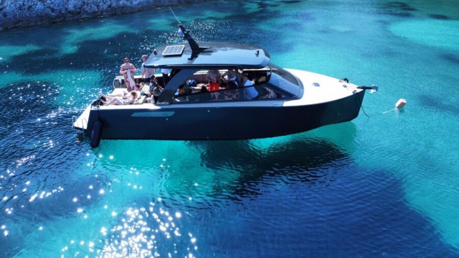 Split: Blue Cave, 5 Islands, & Snorkeling Speedboat Tour