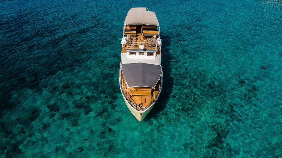 Split: Blue Lagoon and 3 Island Cruise With Food and Drinks