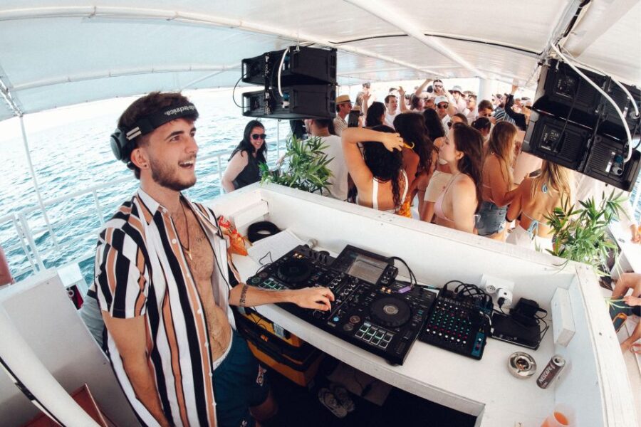 Split: Blue Lagoon Boat Party With Slide, Dj and After Party