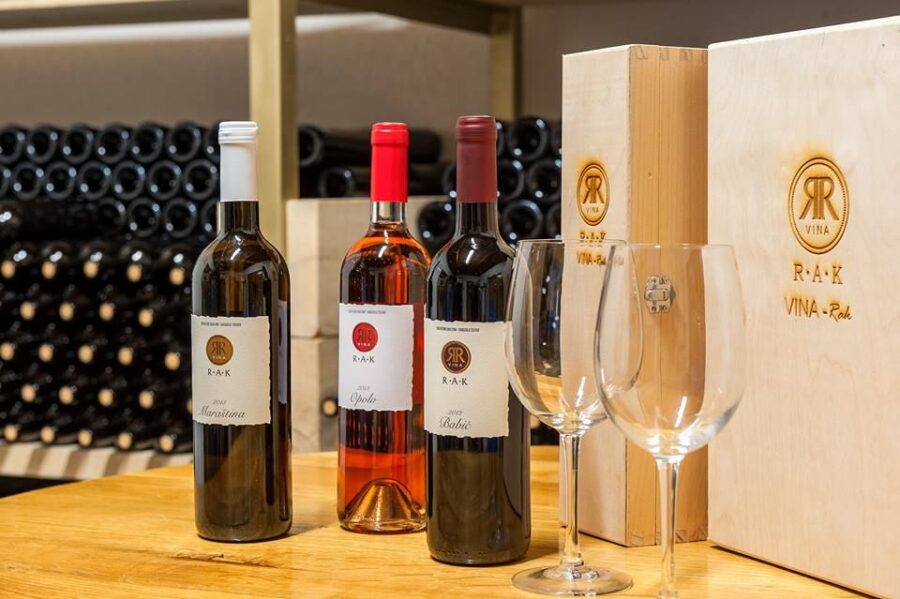 Split or Trogir: Krka Waterfalls & Wine and Food Tasting