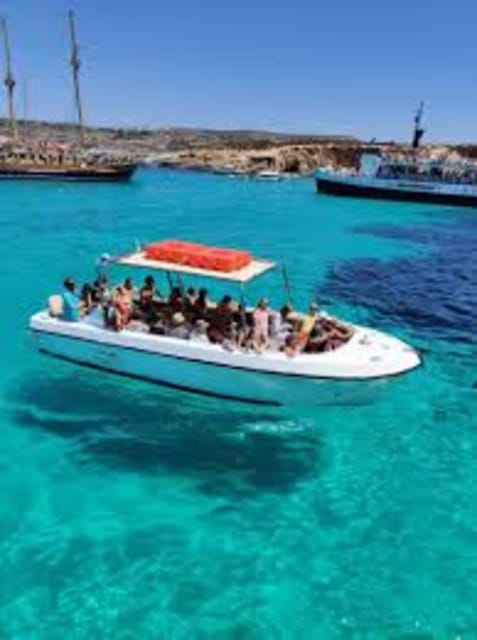 St Julians: Comino Blue Lagoon Speedboat Cruise & Cave Tour