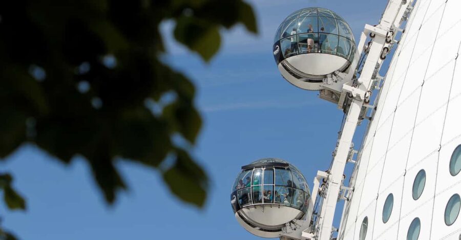 Stockholm: SkyView Glass Gondola Ride
