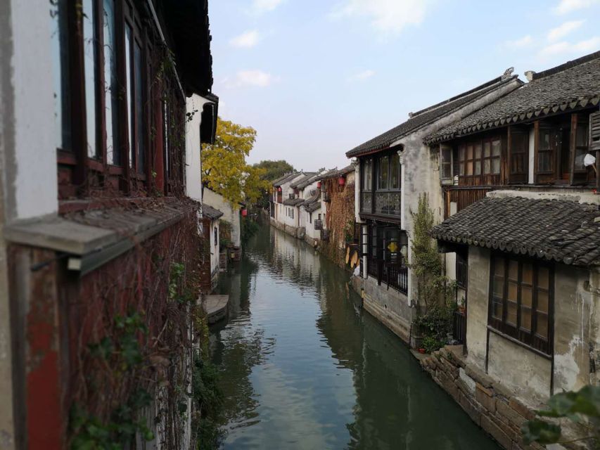 Su Zhou and Zhou Zhuang Water Village Day Tour