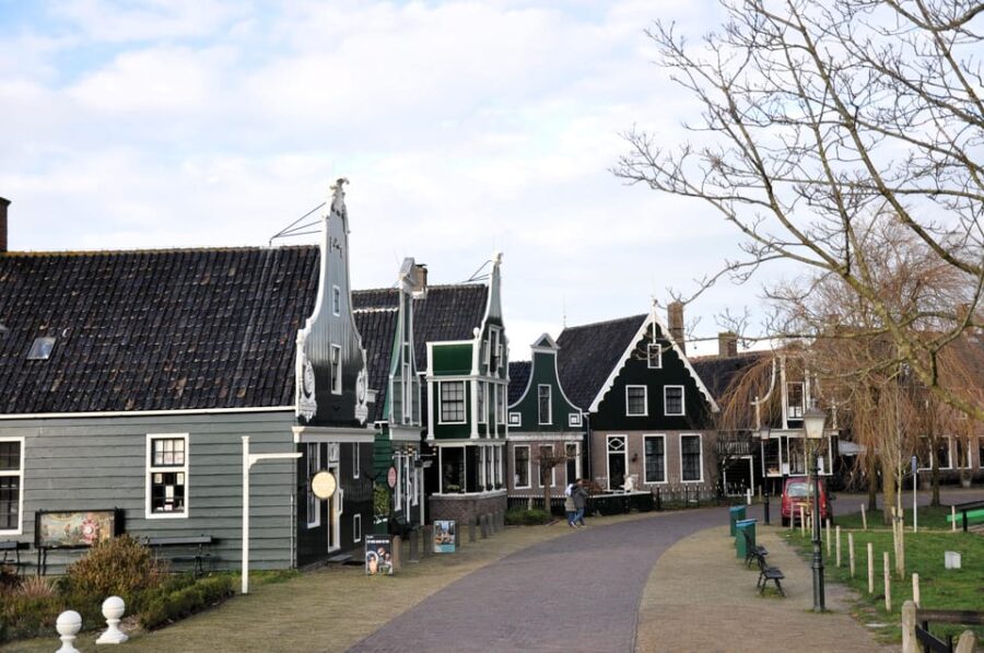 Summer Flowers Garden & Windmill Tour With Cheese Tasting
