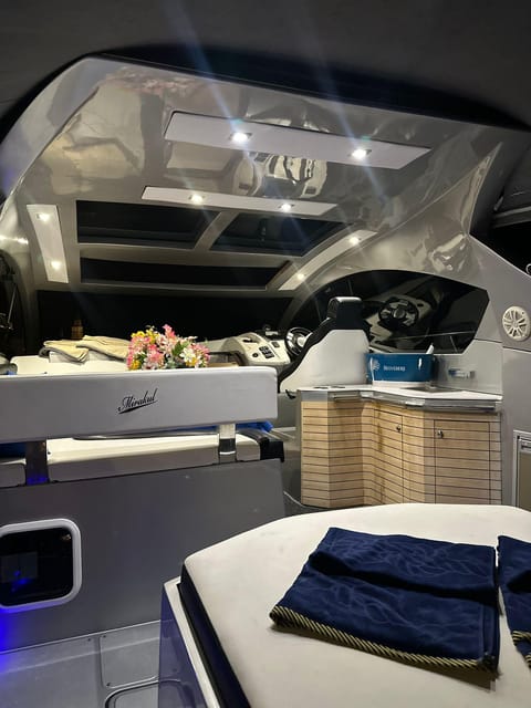 Sunset Panoramic Cruise With Drinks and Nighttime Dip