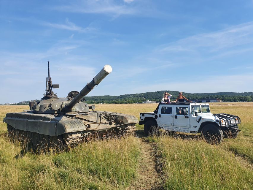 T72 Tank Driving With Hummer Transfer