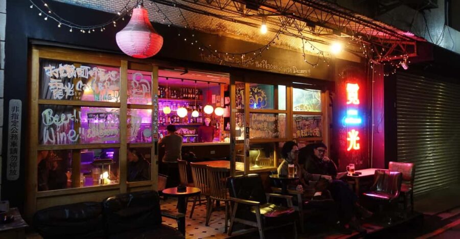 Taipei City: Datong District Food Tour With Food and Drinks - Tour Overview