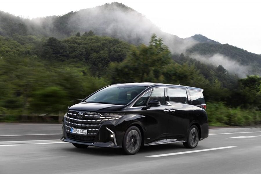 Taipei Luxury Private Yehliu&Shifen Tour by Toyota Alphard - Tour Overview and Pricing