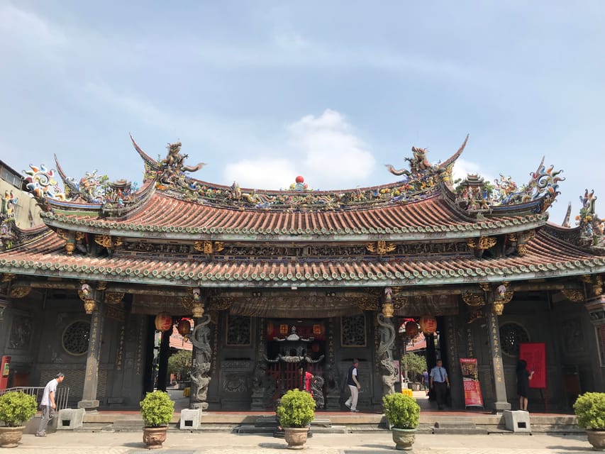 Taipei: Private Car Charter Tour