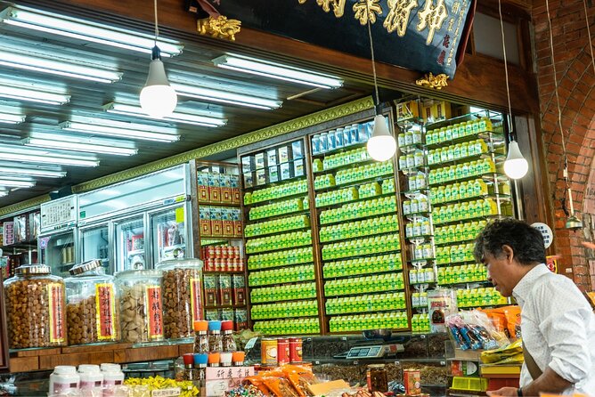 Taipei Street Food & Night Market Tour With a Local: Private & Custom - Tour Overview and Experience