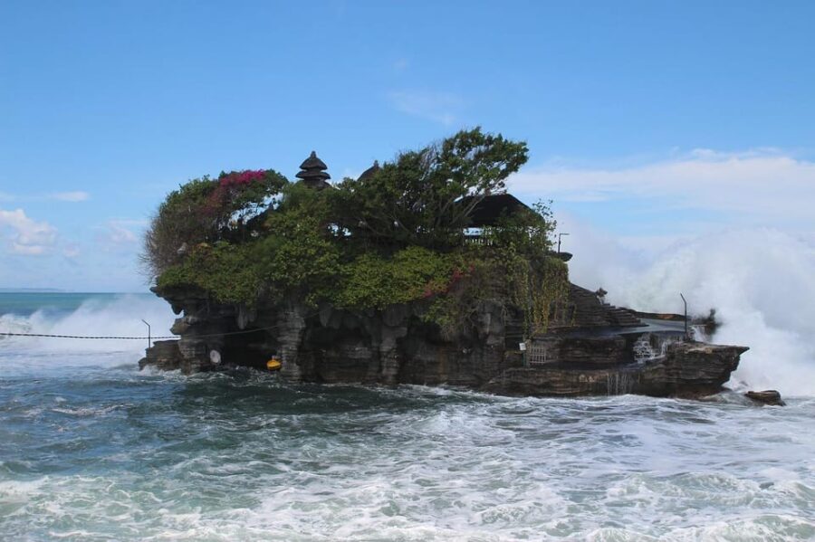 TANAH LOT, JATI LUWIH, BERATAN TEMPLE, BANYUMALA WATERFALL