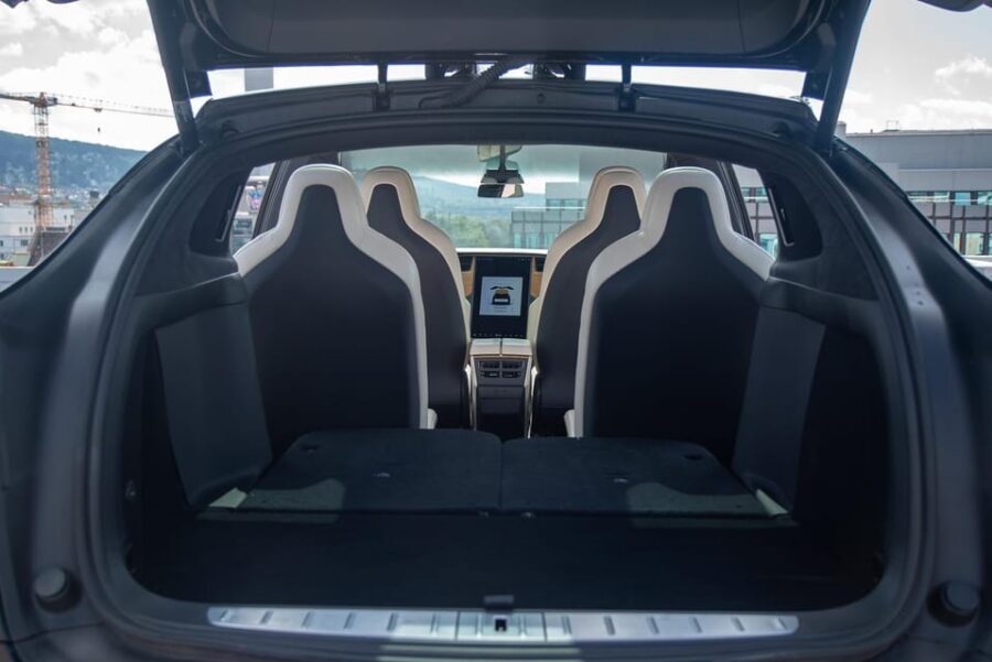 Tesla Transfer From Zurich to Lucerne, Switzerland