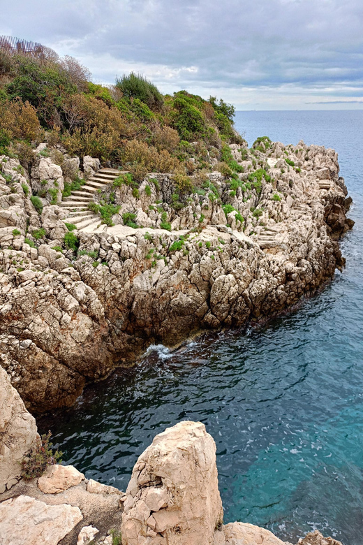 The Coastal Path Hike From Nice to Villefranche