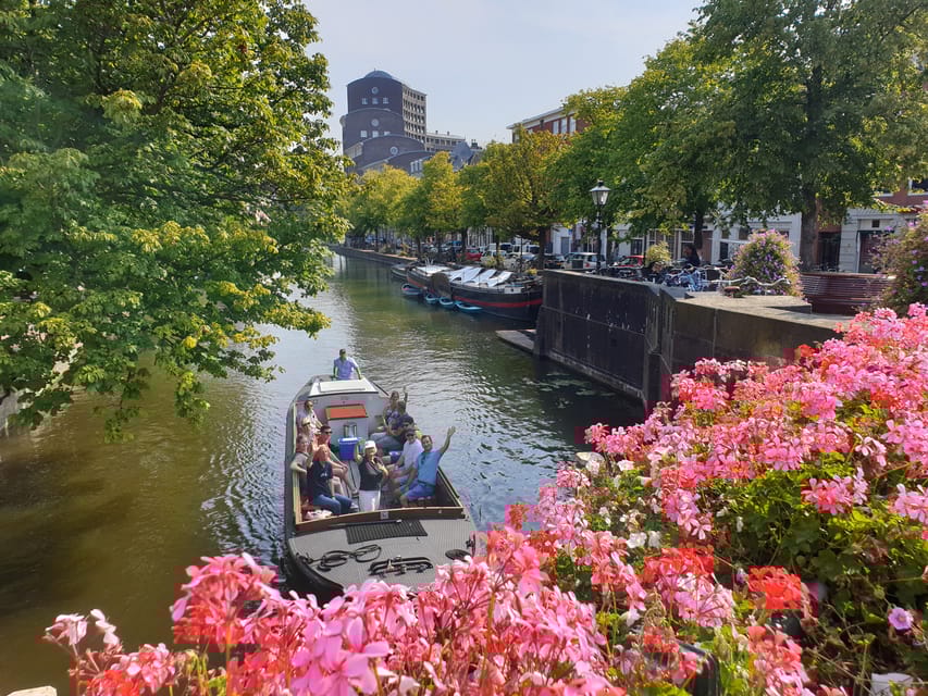 The Hague: City Canal Cruise