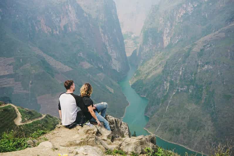 The Loop Tour in Ha Giang 3 Days With Local Easy Rider
