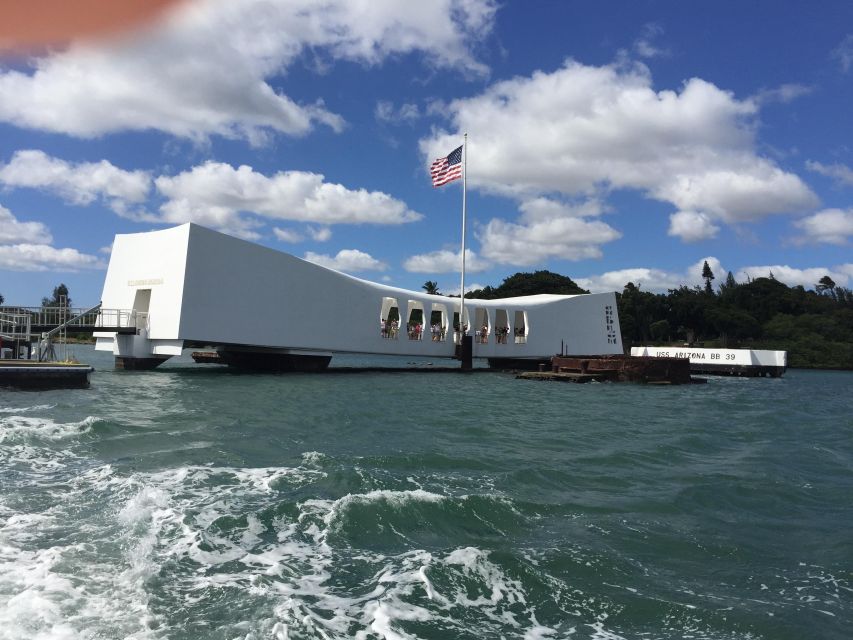 The USS Arizona Memorial & The Mighty MO The USS Missouri - Tour Overview