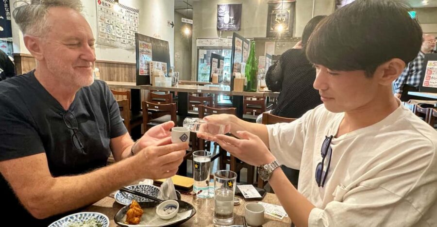 Tokyo : Enjoy Japanese Izakaya Culture With Young People - What Is an Izakaya?