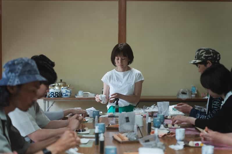 Tokyo: Mt. Fuji Wagashi and Tea Tasting Tour in Japanese Garden