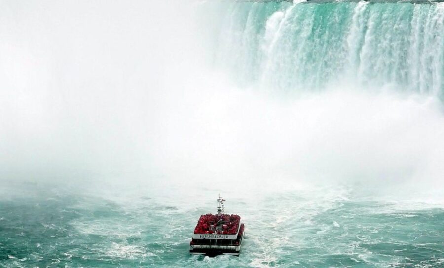 Toronto: Niagara Falls Day Tour With Boat Tour Option
