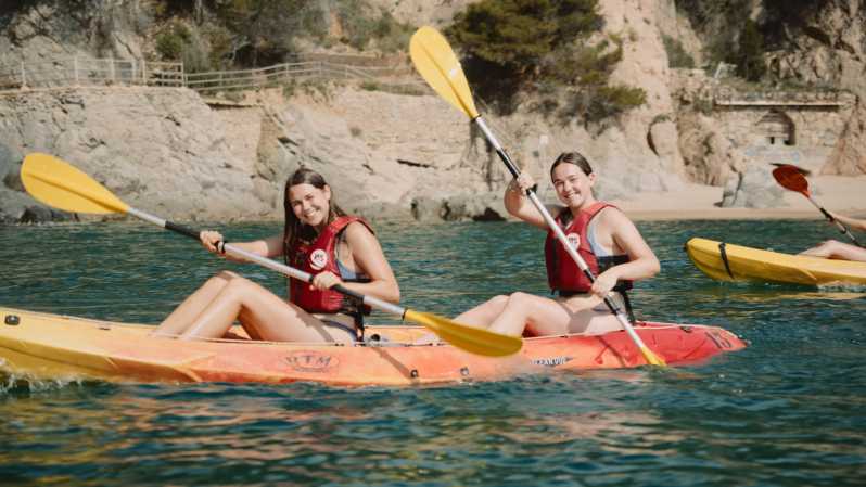 Tossa De Mar: Guided Kayaking Tour & Snorkelling