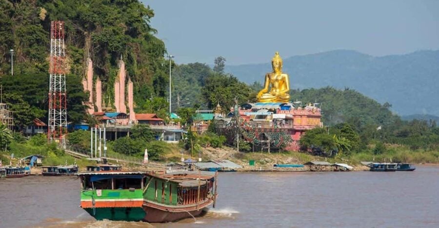 Tour Chiang Rai 3 Temples & Golden Triangle ,Lunch,Guide,Fee