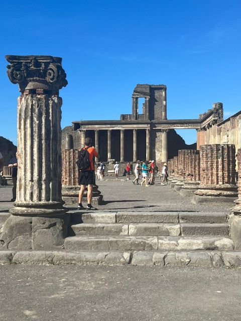 Tour to Pompeii, Wine Tasting at the Cellars From Positano