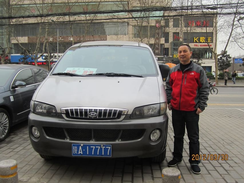 Transfer Hotel and Xian Railway Stations