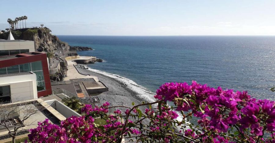 Tuk Tuk Câmara De Lobos – Madeira Island